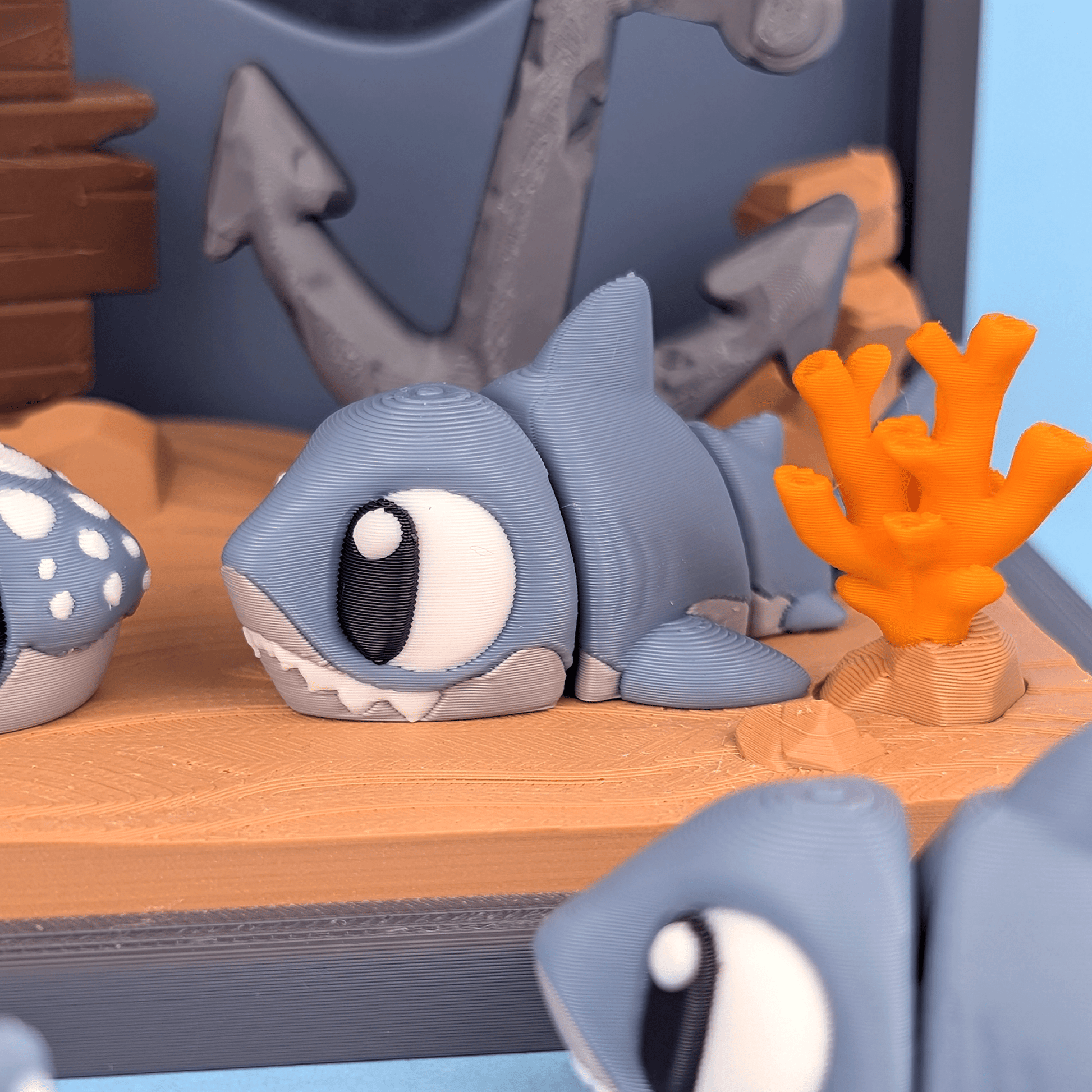 Sharky - El Tiburón de los Fondos - MochiZoo