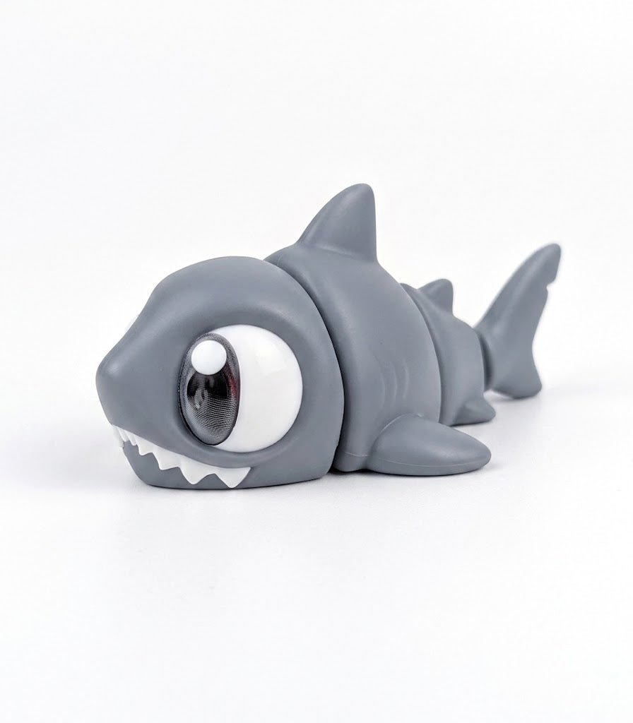 Sharky - El Tiburón de los Fondos - MochiZoo